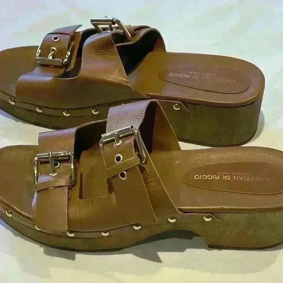 Leather Women's Platform Sandals - Picture 2 of 9